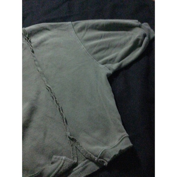 We The Free Distressed Sweatshirt Green Raw Hem Long Sleeve Casual Women Sz M - Picture 12 of 14